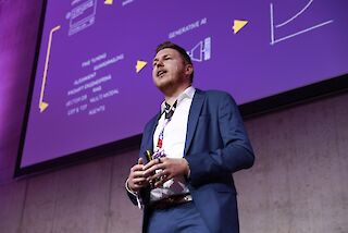 Keynote: "AI Factories at Scale" by AMBER's CSO Thomas Schmidt